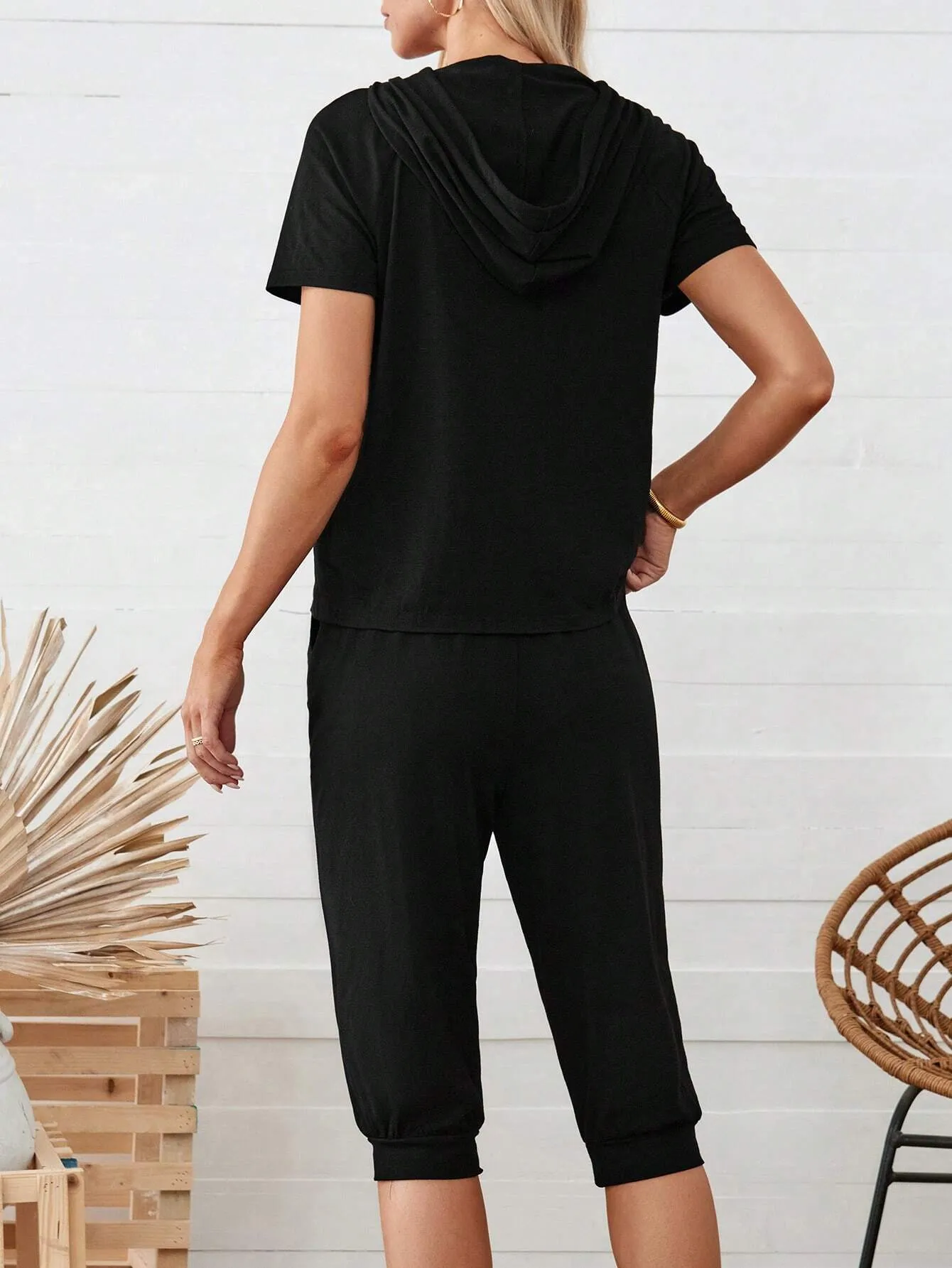 2pcs Women's Sportswear Set: Hooded Short Sleeve Top And Elastic Waist Sweatpants