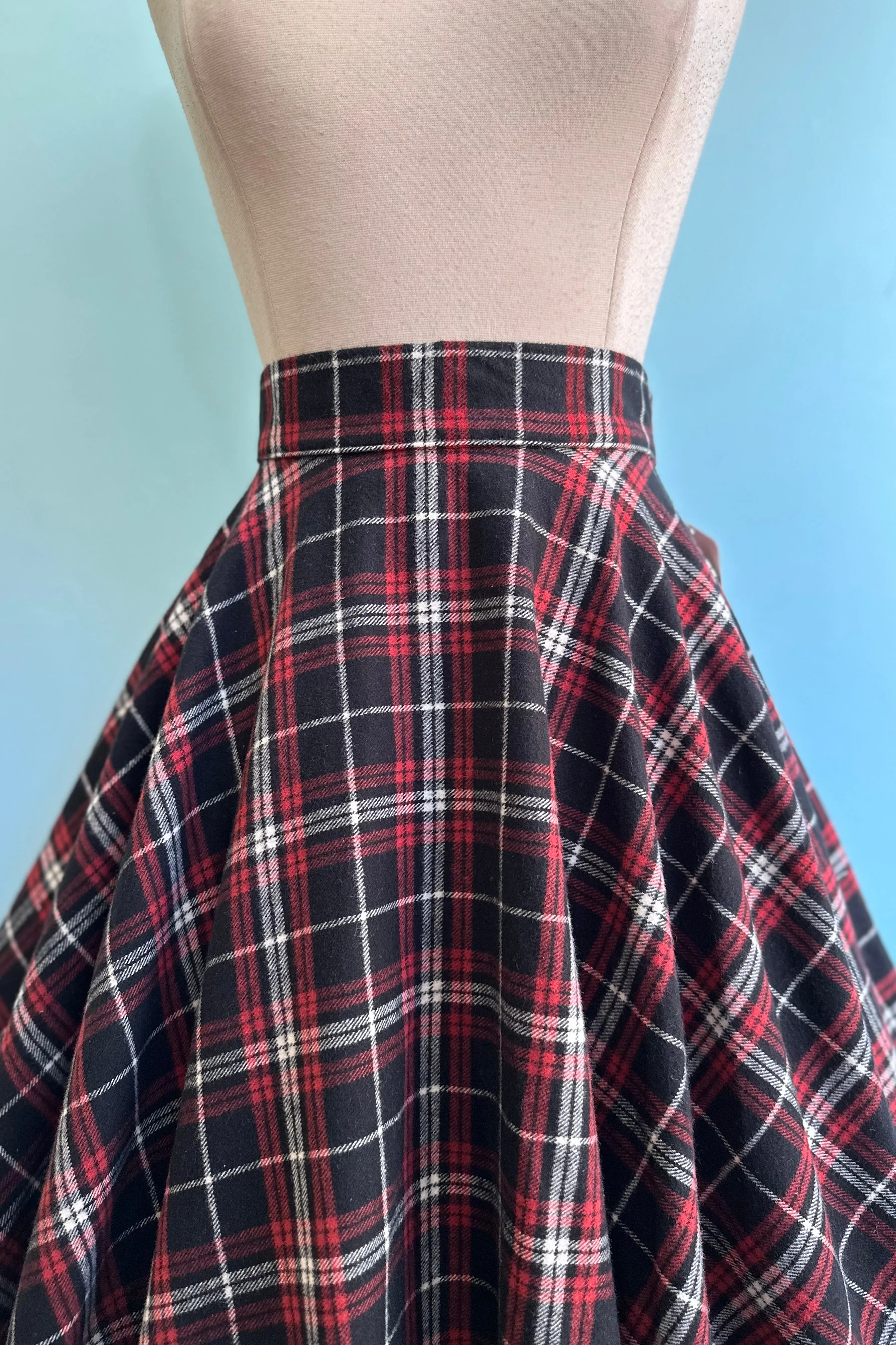 Black Plaid Flannel Circle Skirt by Heart of Haute