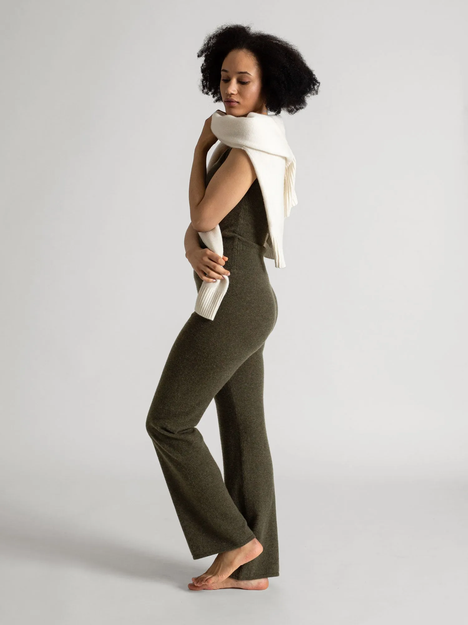 Cashmere jumpsuit "Savasana" - army