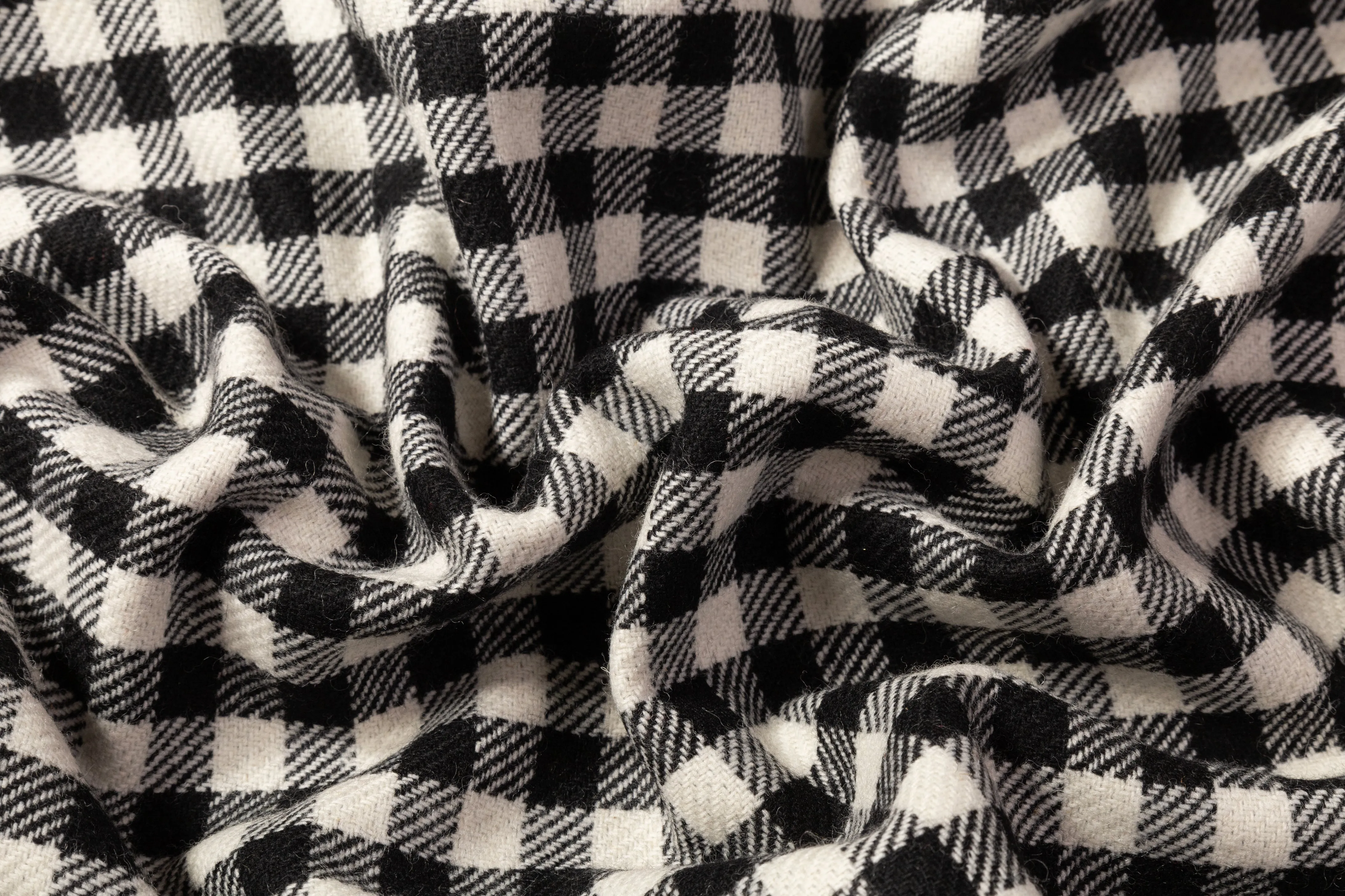 Checked Italian Wool Nylon Coating - Black / White