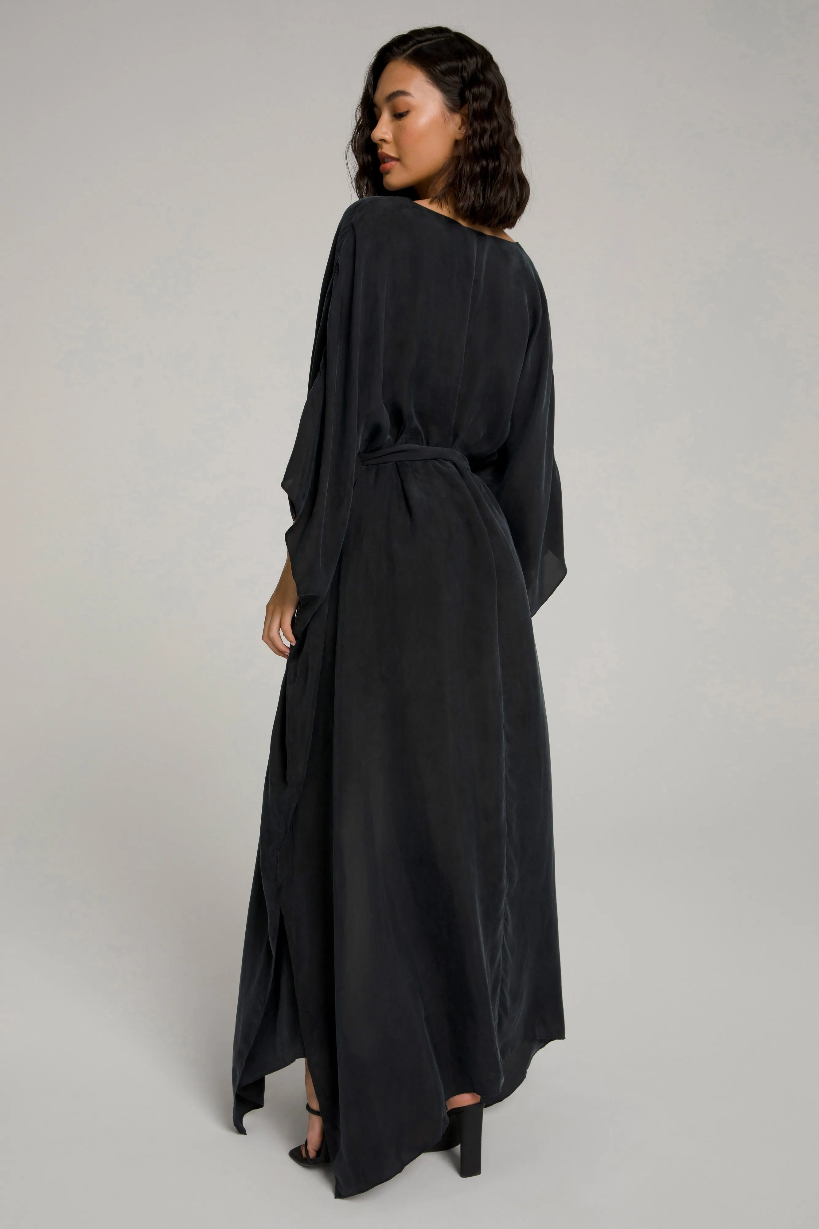 GODDESS ROBE | BLACK001