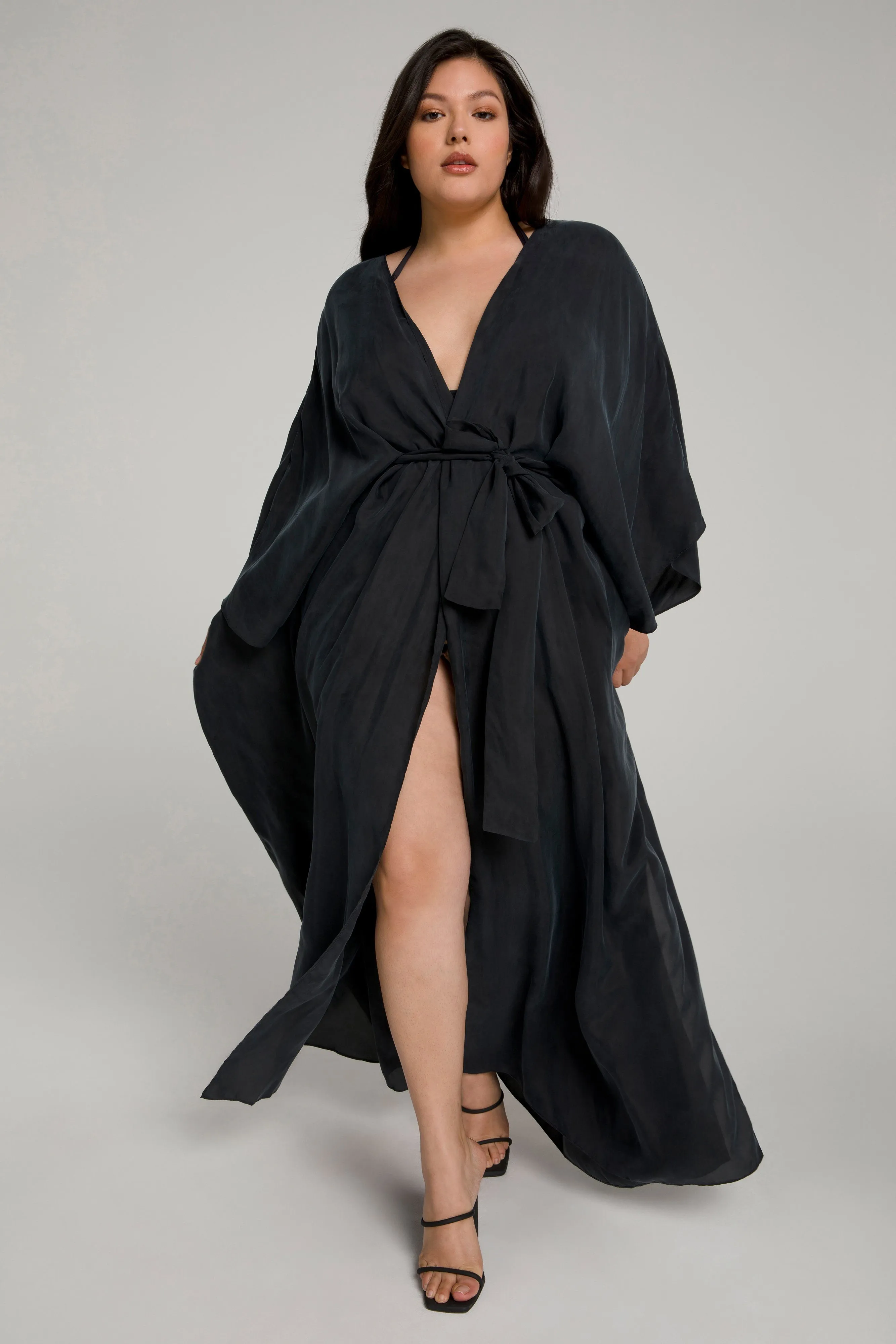 GODDESS ROBE | BLACK001