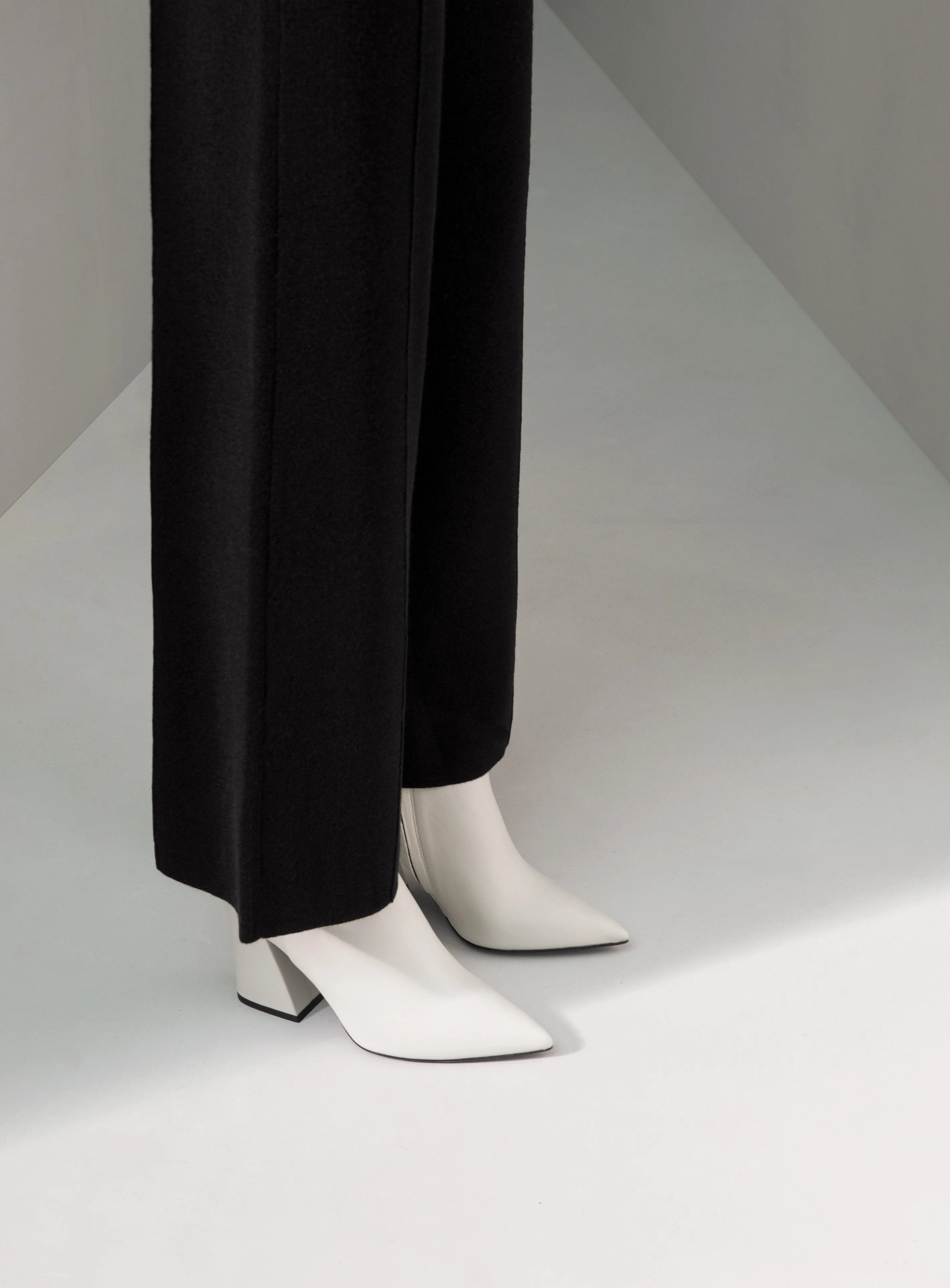 The Structured Trousers - Black